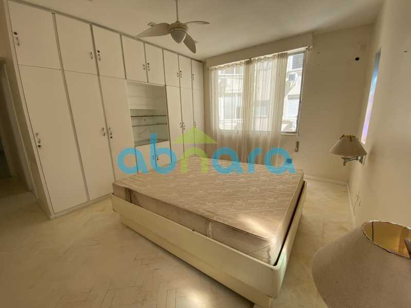 Apartamento à venda com 3 quartos, 250m² - Foto 12