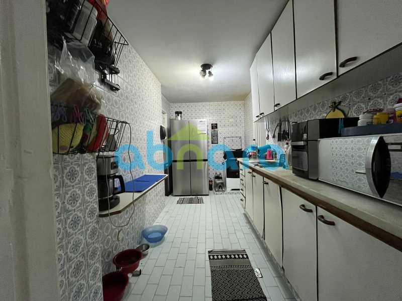 Apartamento à venda com 3 quartos, 100m² - Foto 10