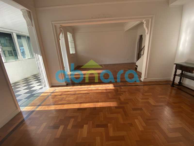 Apartamento à venda com 3 quartos, 190m² - Foto 4