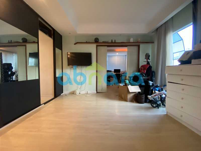 Cobertura à venda com 2 quartos, 200m² - Foto 11