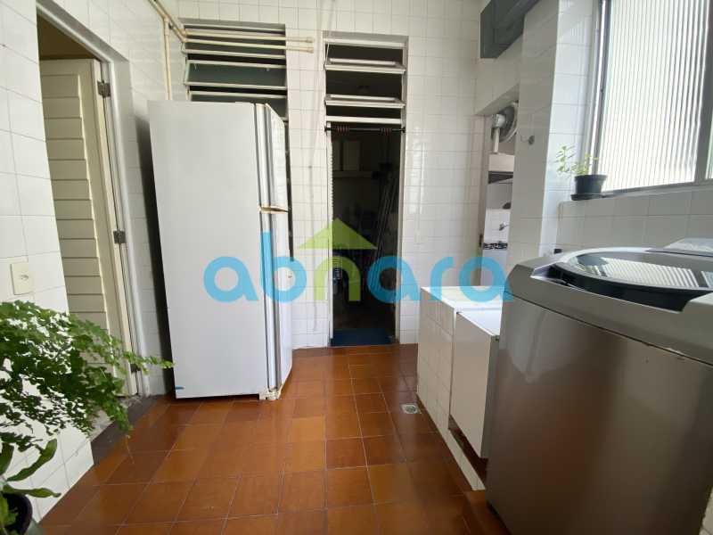 Apartamento à venda com 3 quartos, 241m² - Foto 28