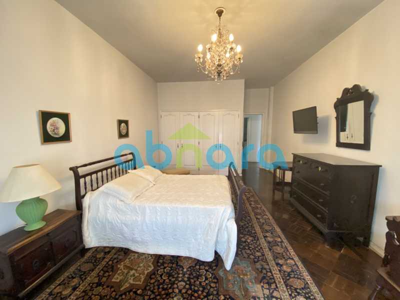 Apartamento à venda com 3 quartos, 241m² - Foto 16