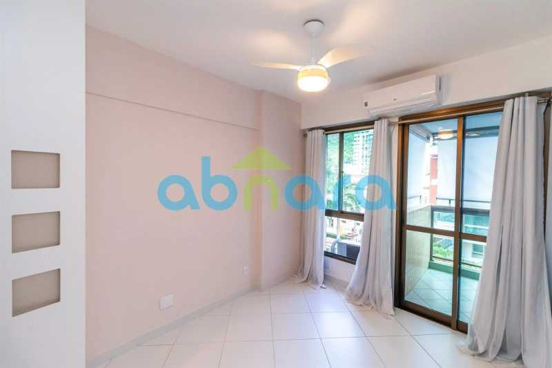 Apartamento à venda com 3 quartos, 115m² - Foto 13