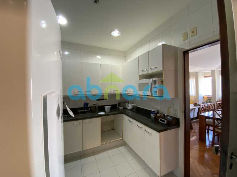 Apartamento à venda com 4 quartos, 150m² - Foto 7