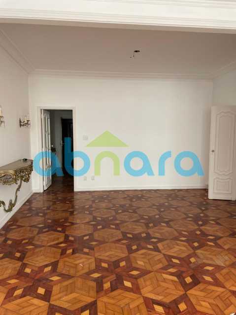 Apartamento à venda com 3 quartos, 130m² - Foto 4