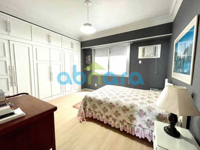 Apartamento à venda com 3 quartos, 270m² - Foto 6