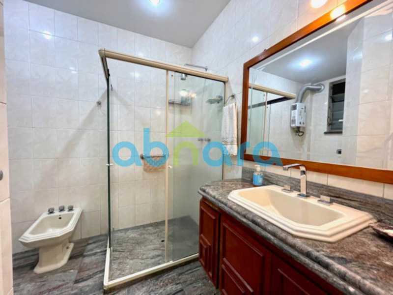 Apartamento à venda com 3 quartos, 270m² - Foto 14