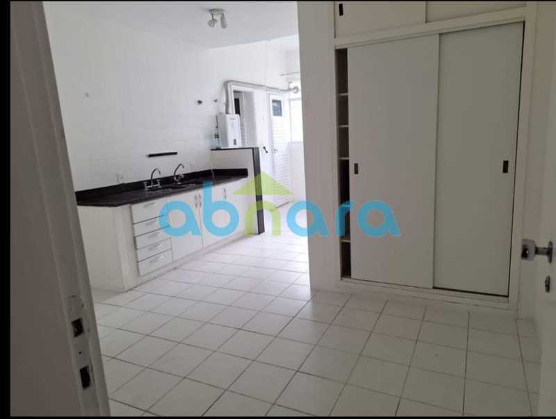 Apartamento à venda com 4 quartos, 200m² - Foto 14