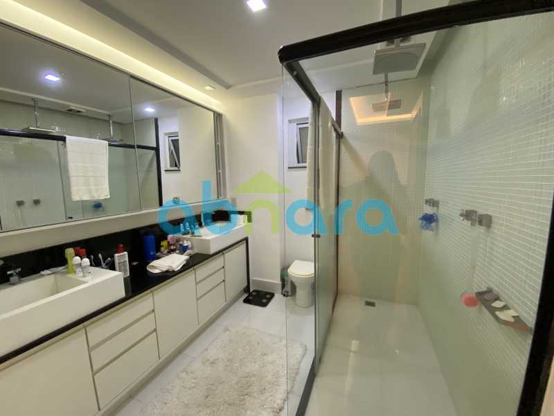 Apartamento à venda com 7 quartos, 560m² - Foto 17