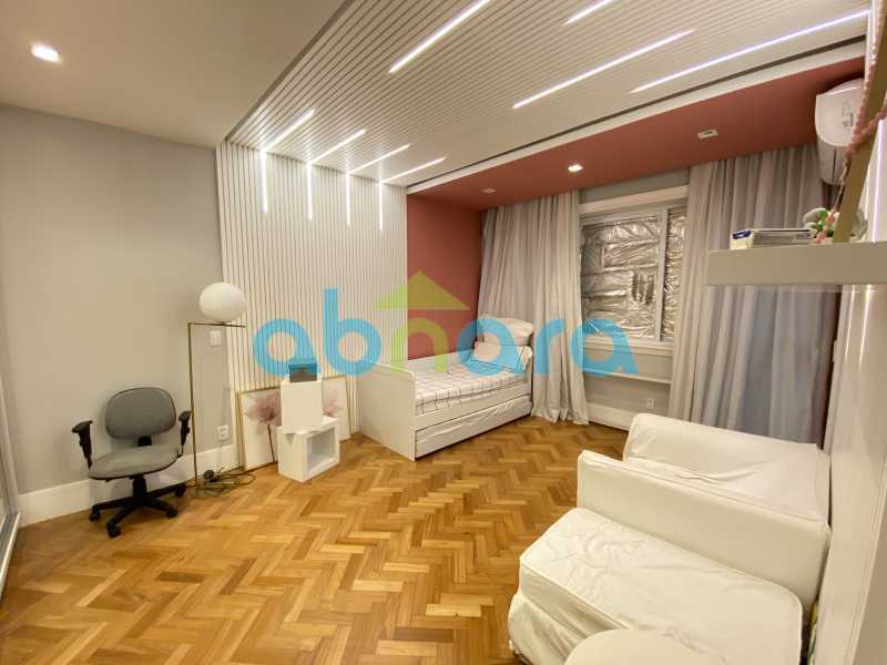 Apartamento à venda com 7 quartos, 560m² - Foto 19