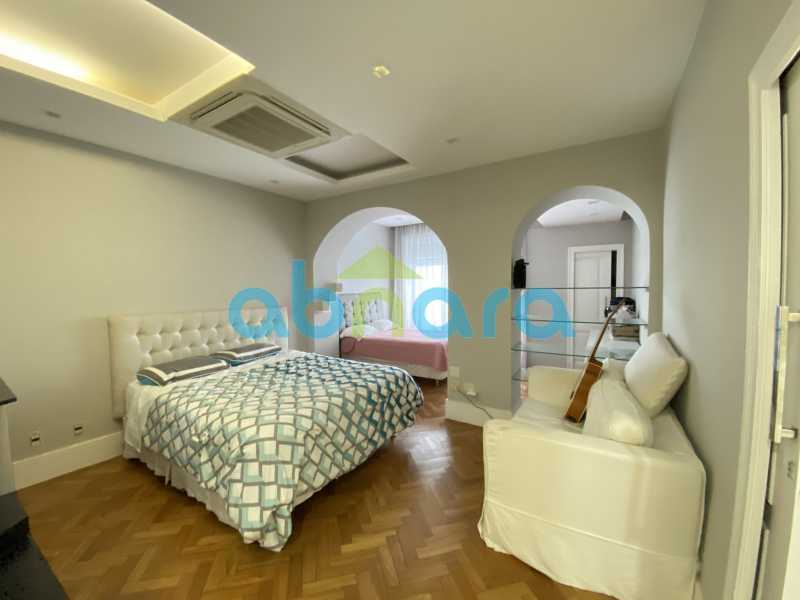 Apartamento à venda com 7 quartos, 560m² - Foto 23