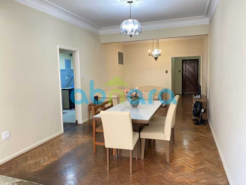 Apartamento à venda com 3 quartos, 120m² - Foto 2