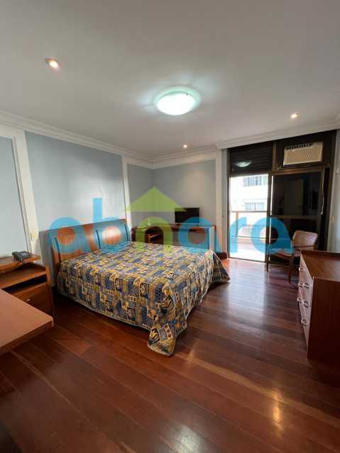 Apartamento à venda com 4 quartos, 378m² - Foto 12