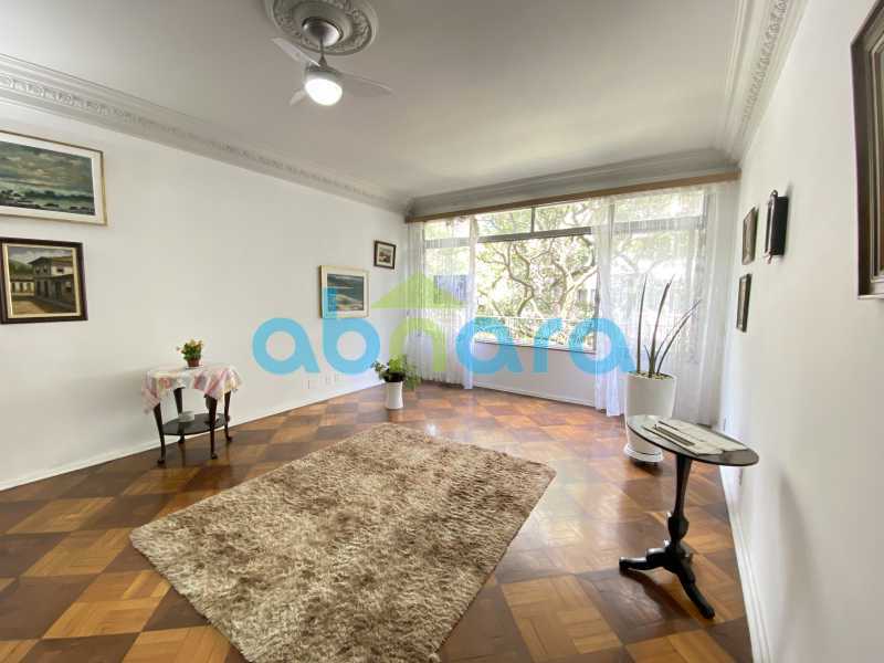 Apartamento à venda com 3 quartos, 191m² - Foto 3