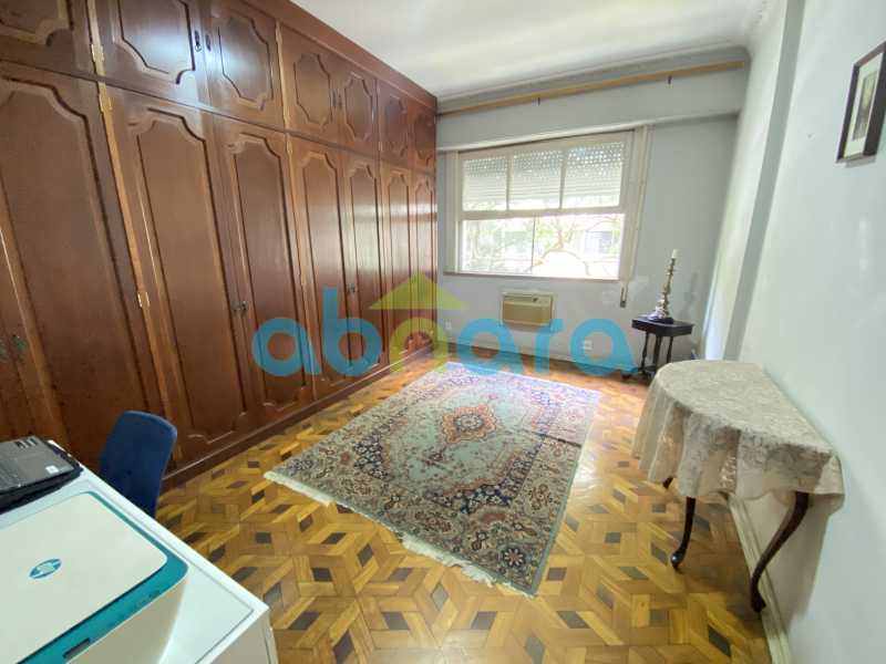 Apartamento à venda com 3 quartos, 191m² - Foto 4