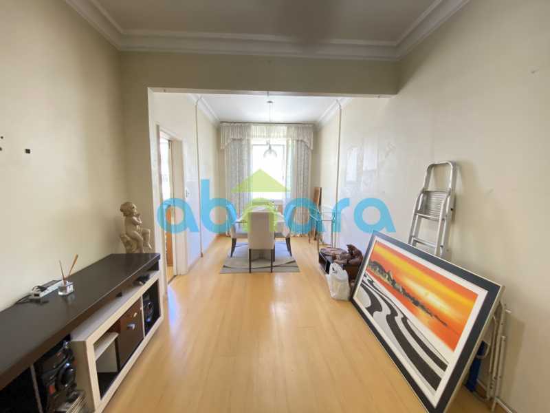 Apartamento à venda com 2 quartos, 60m² - Foto 2