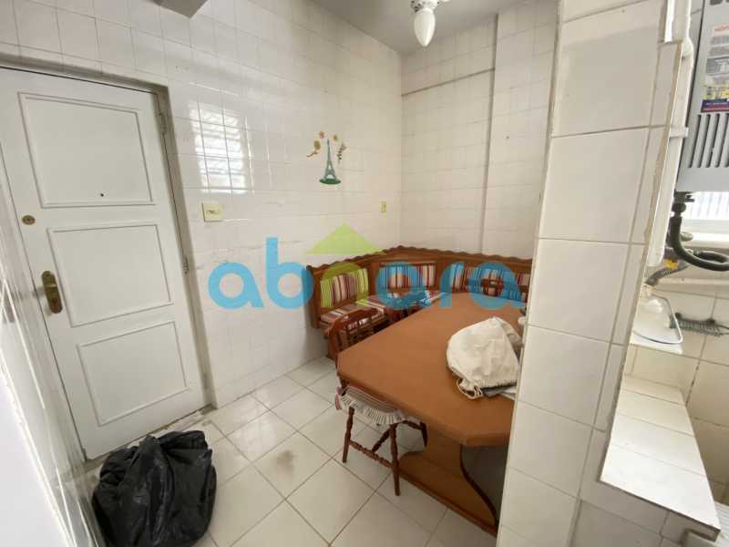 Apartamento à venda com 2 quartos, 60m² - Foto 9