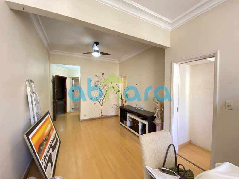 Apartamento à venda com 2 quartos, 60m² - Foto 12