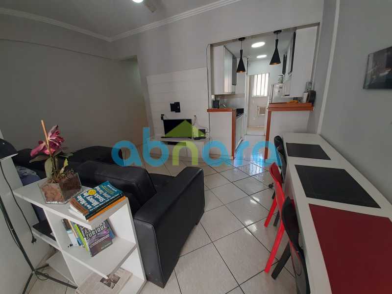 Apartamento à venda com 2 quartos, 78m² - Foto 4