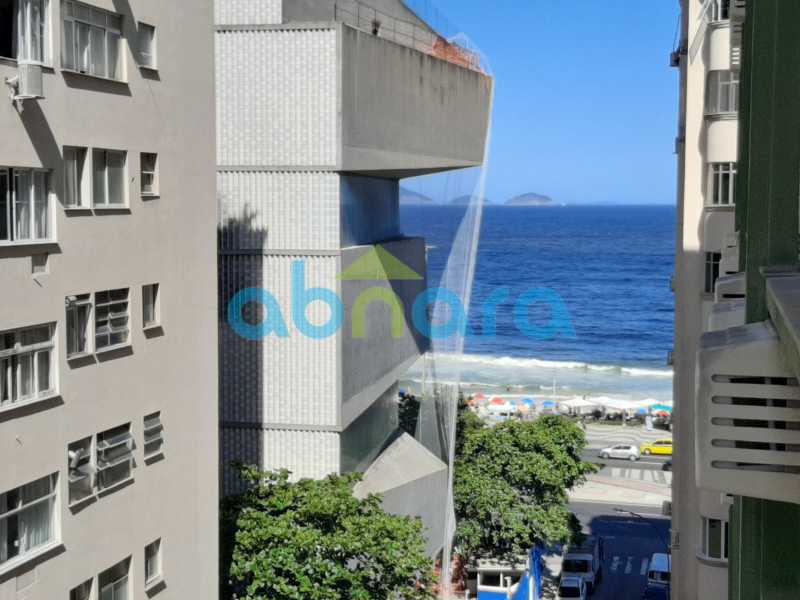 Apartamento à venda com 2 quartos, 78m² - Foto 2