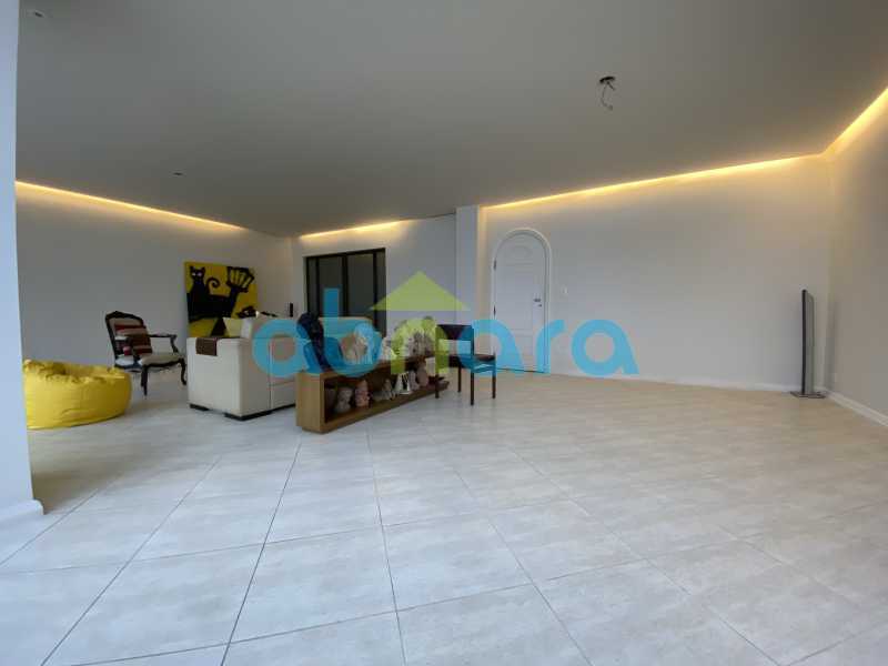 Apartamento à venda com 4 quartos, 245m² - Foto 8