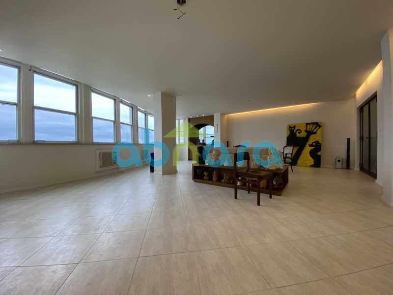 Apartamento à venda com 4 quartos, 245m² - Foto 9