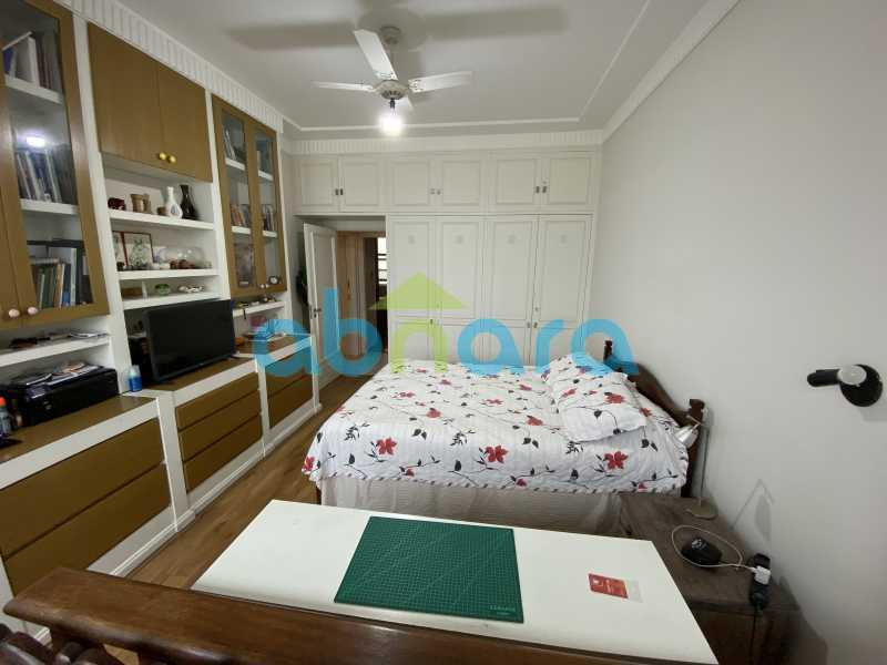 Apartamento à venda com 4 quartos, 245m² - Foto 12