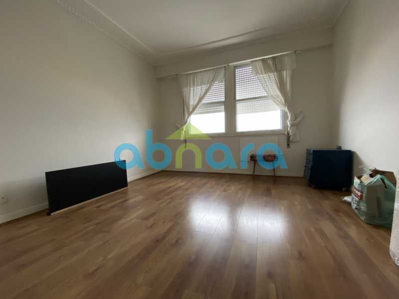 Apartamento à venda com 4 quartos, 245m² - Foto 17