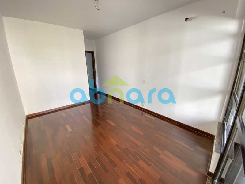 Apartamento à venda com 3 quartos, 200m² - Foto 12