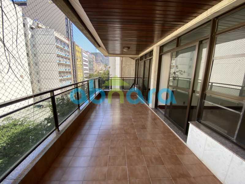 Apartamento à venda com 3 quartos, 200m² - Foto 7