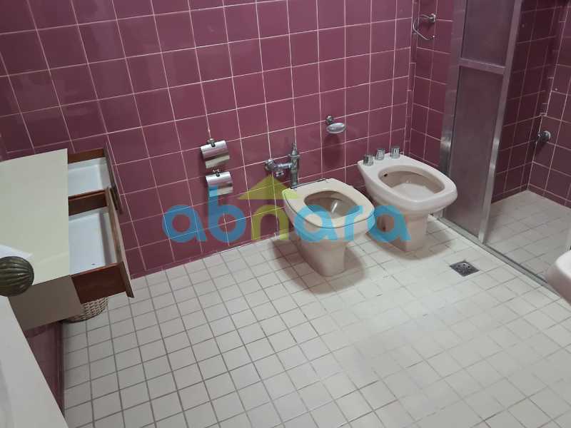 Apartamento à venda com 3 quartos, 208m² - Foto 9