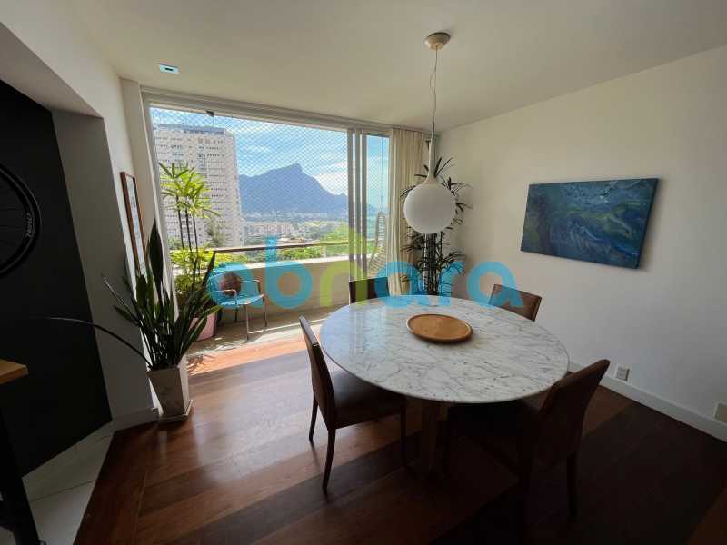 Apartamento à venda com 4 quartos, 209m² - Foto 9