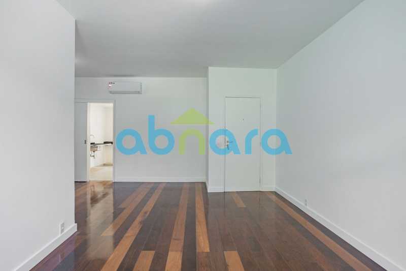 Apartamento à venda com 3 quartos, 120m² - Foto 2