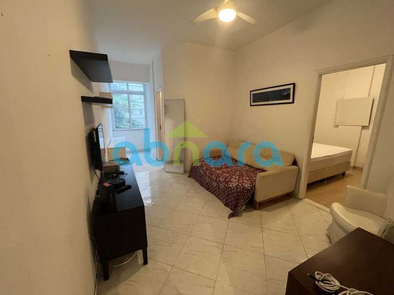 Apartamento à venda com 2 quartos, 68m² - Foto 4