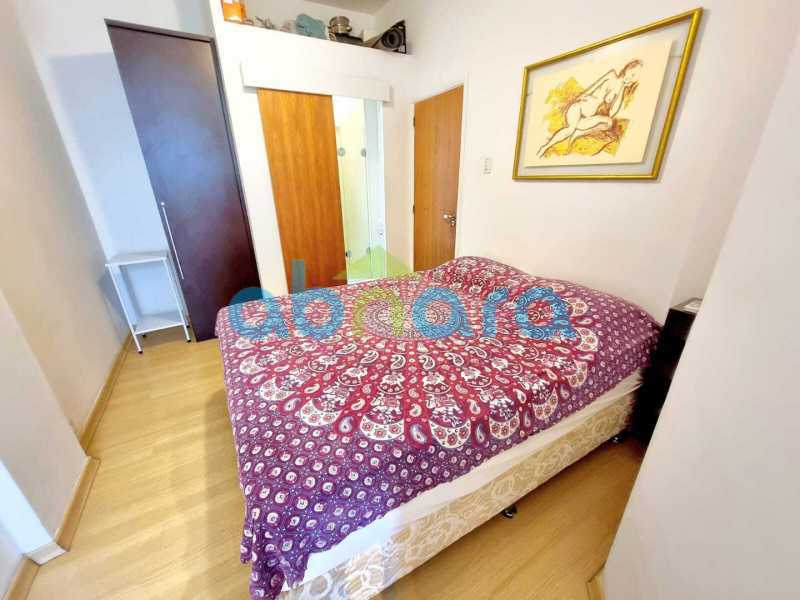 Apartamento à venda com 2 quartos, 68m² - Foto 9