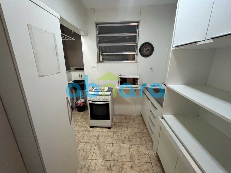 Apartamento à venda com 2 quartos, 68m² - Foto 25