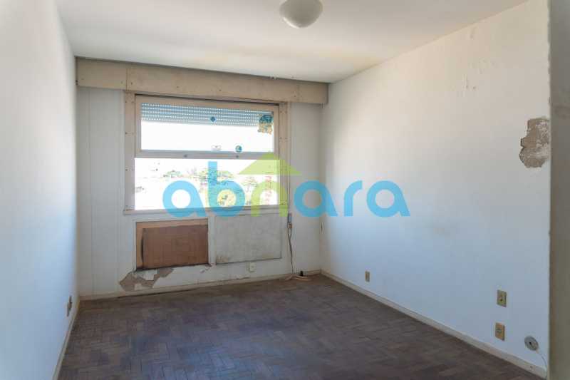 Apartamento à venda com 4 quartos, 234m² - Foto 9