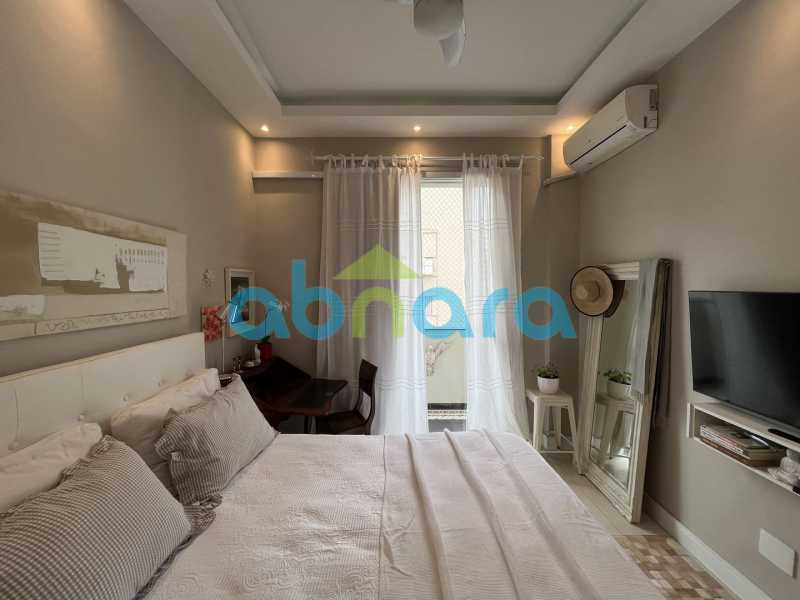 Apartamento à venda com 2 quartos, 86m² - Foto 11