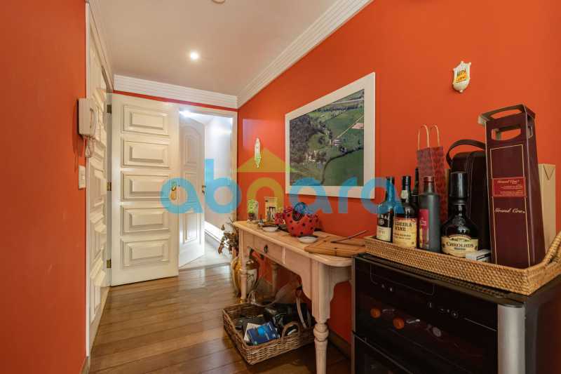 Apartamento à venda com 4 quartos, 228m² - Foto 24