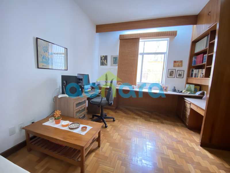 Apartamento à venda com 3 quartos, 125m² - Foto 6