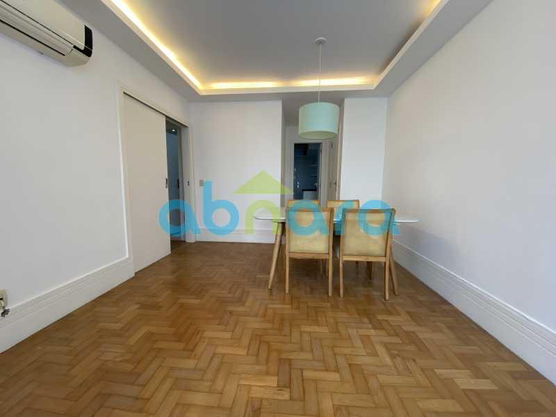 Apartamento à venda com 3 quartos, 75m² - Foto 2