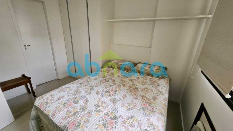 Apartamento à venda com 1 quarto, 40m² - Foto 14