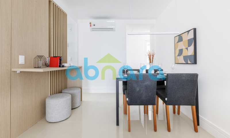 Apartamento para alugar com 2 quartos, 85m² - Foto 12