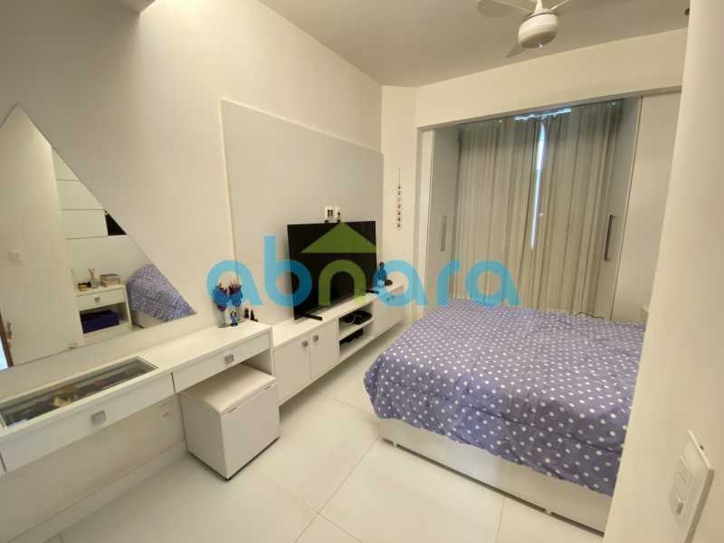 Apartamento à venda com 2 quartos, 100m² - Foto 9