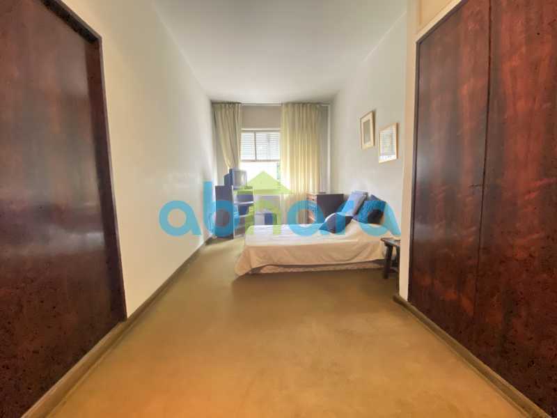 Apartamento à venda com 4 quartos, 240m² - Foto 18