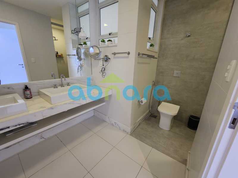 Apartamento à venda com 3 quartos, 210m² - Foto 10