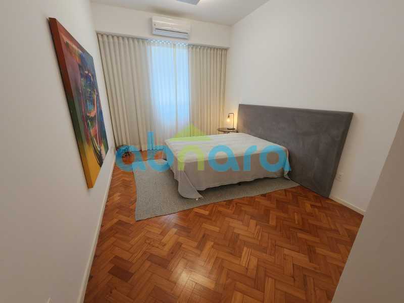 Apartamento à venda com 3 quartos, 210m² - Foto 13