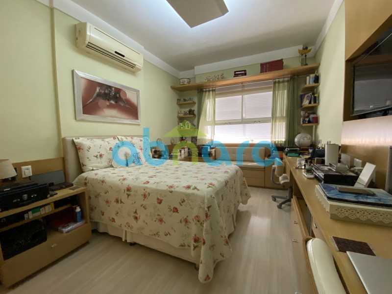 Apartamento à venda com 4 quartos, 300m² - Foto 13