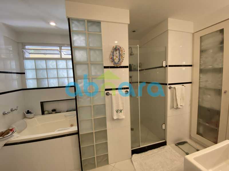 Apartamento à venda com 4 quartos, 300m² - Foto 18