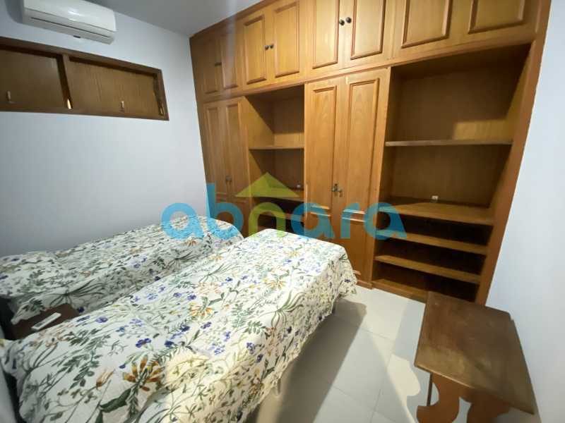 Apartamento à venda com 4 quartos, 250m² - Foto 11